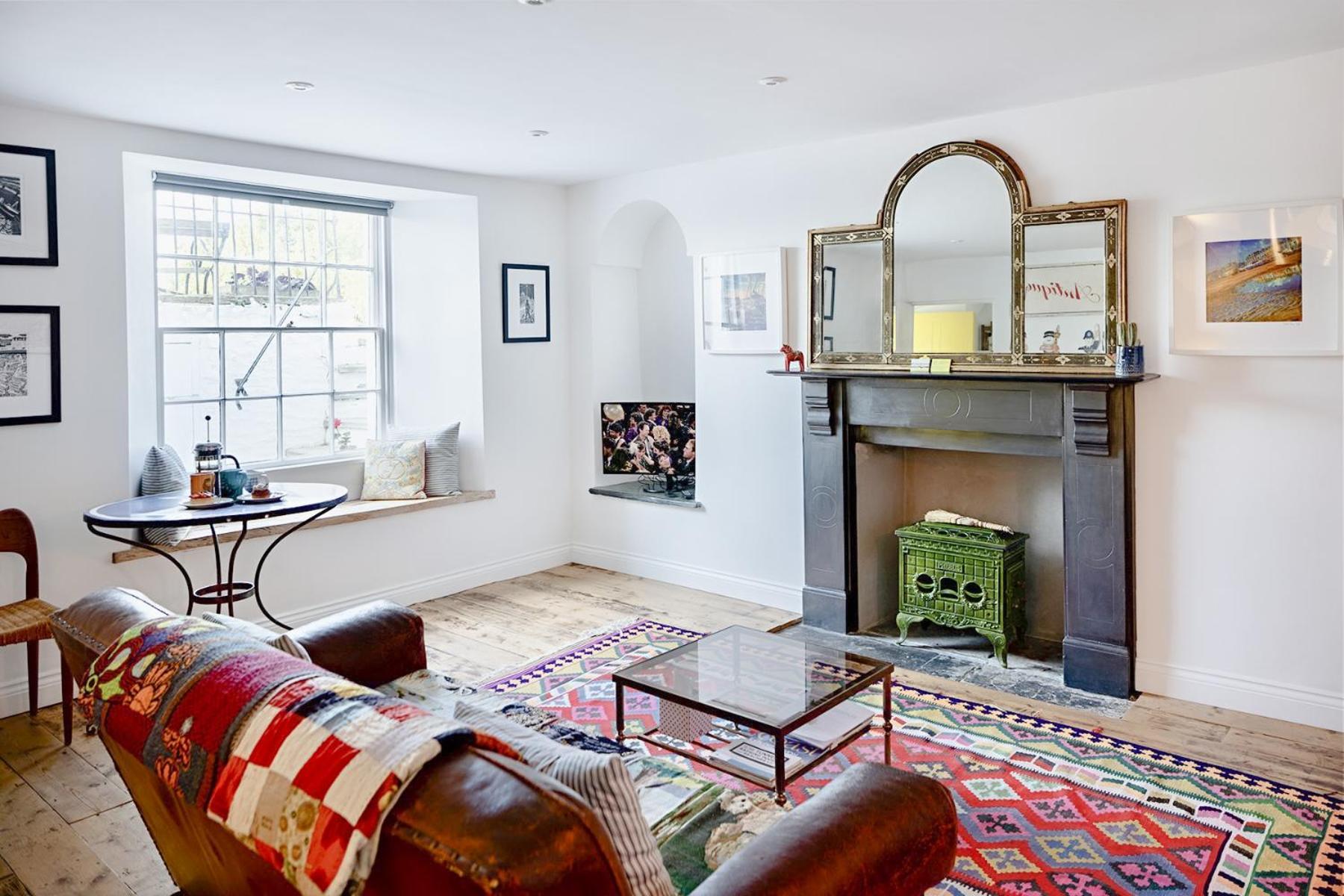 Paramount Apartments Ilfracombe, Arty Seaside Holiday Apartments Bagian luar foto