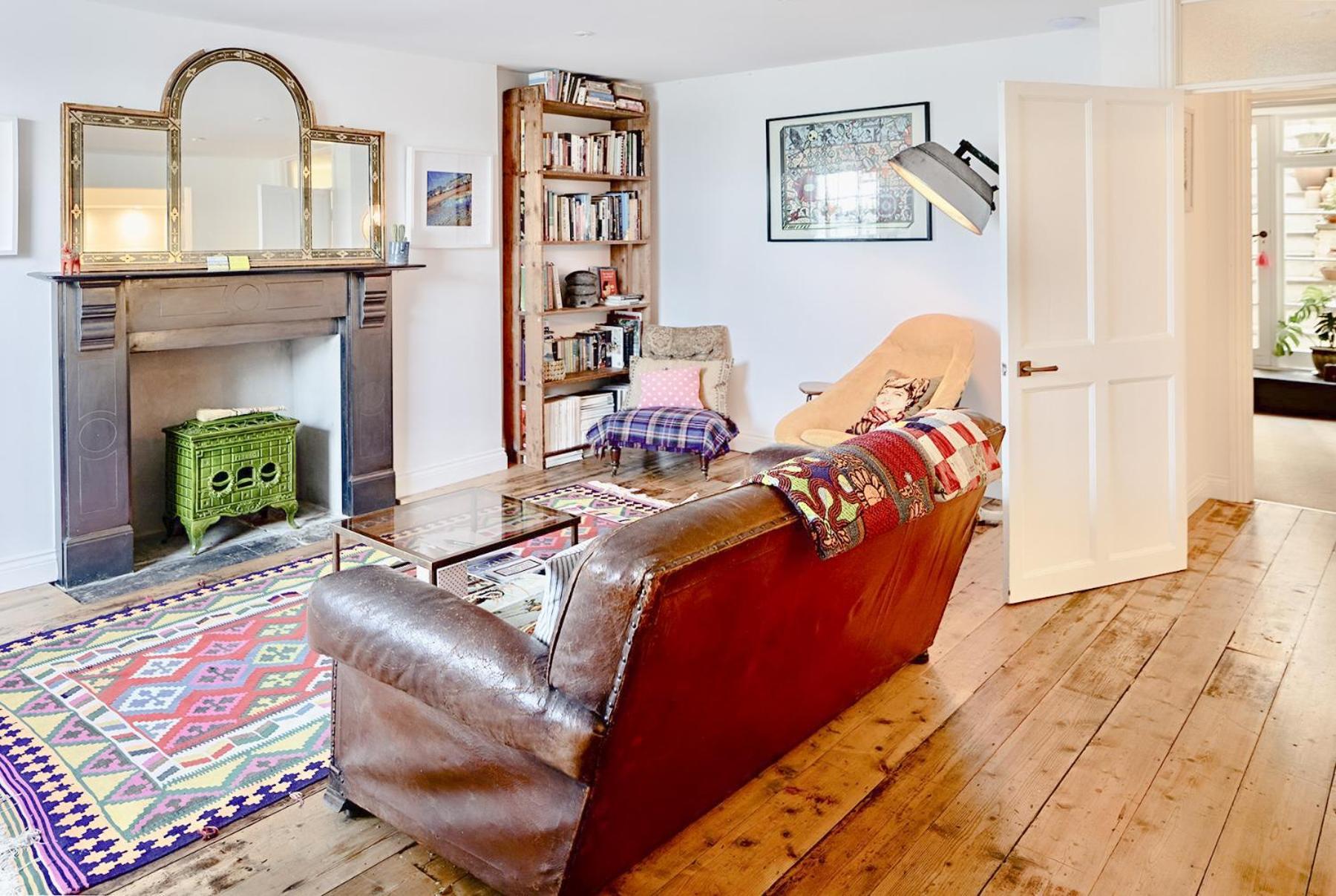 Paramount Apartments Ilfracombe, Arty Seaside Holiday Apartments Bagian luar foto