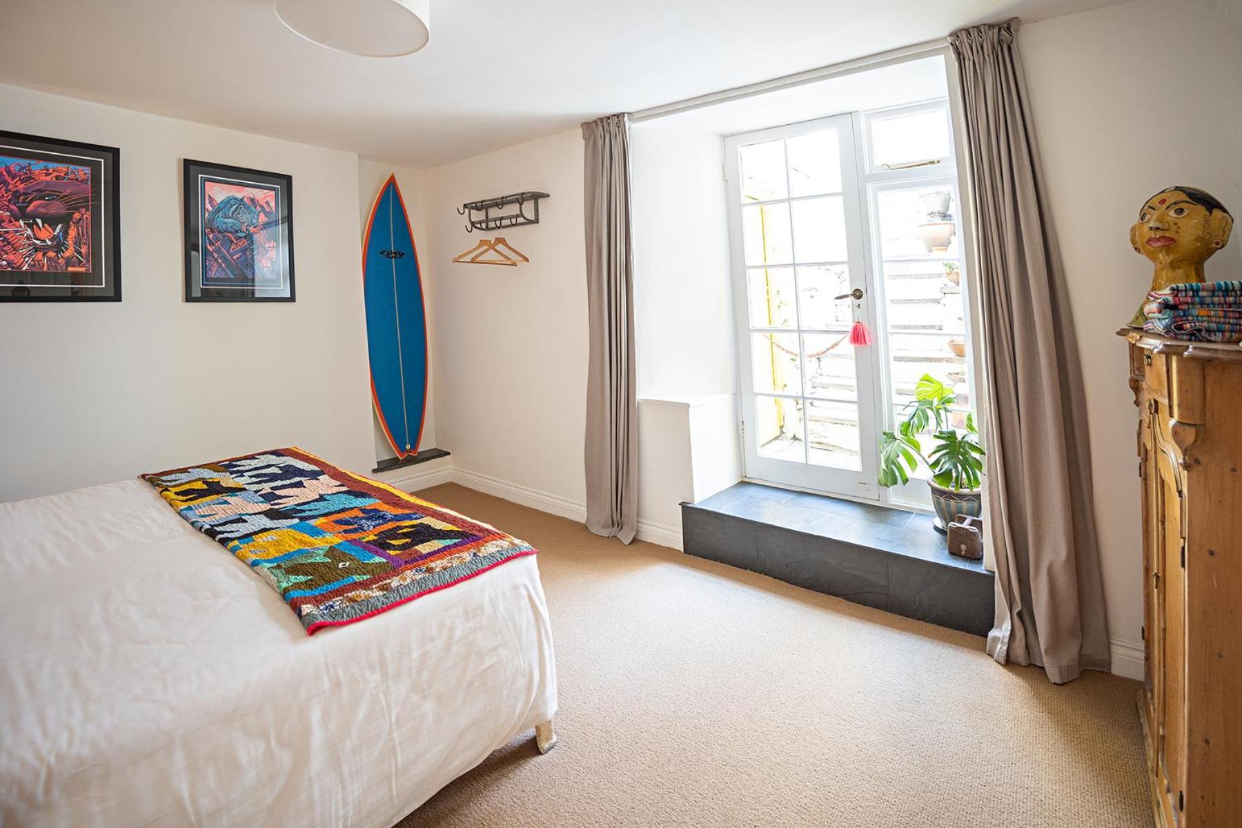 Paramount Apartments Ilfracombe, Arty Seaside Holiday Apartments Ruang foto